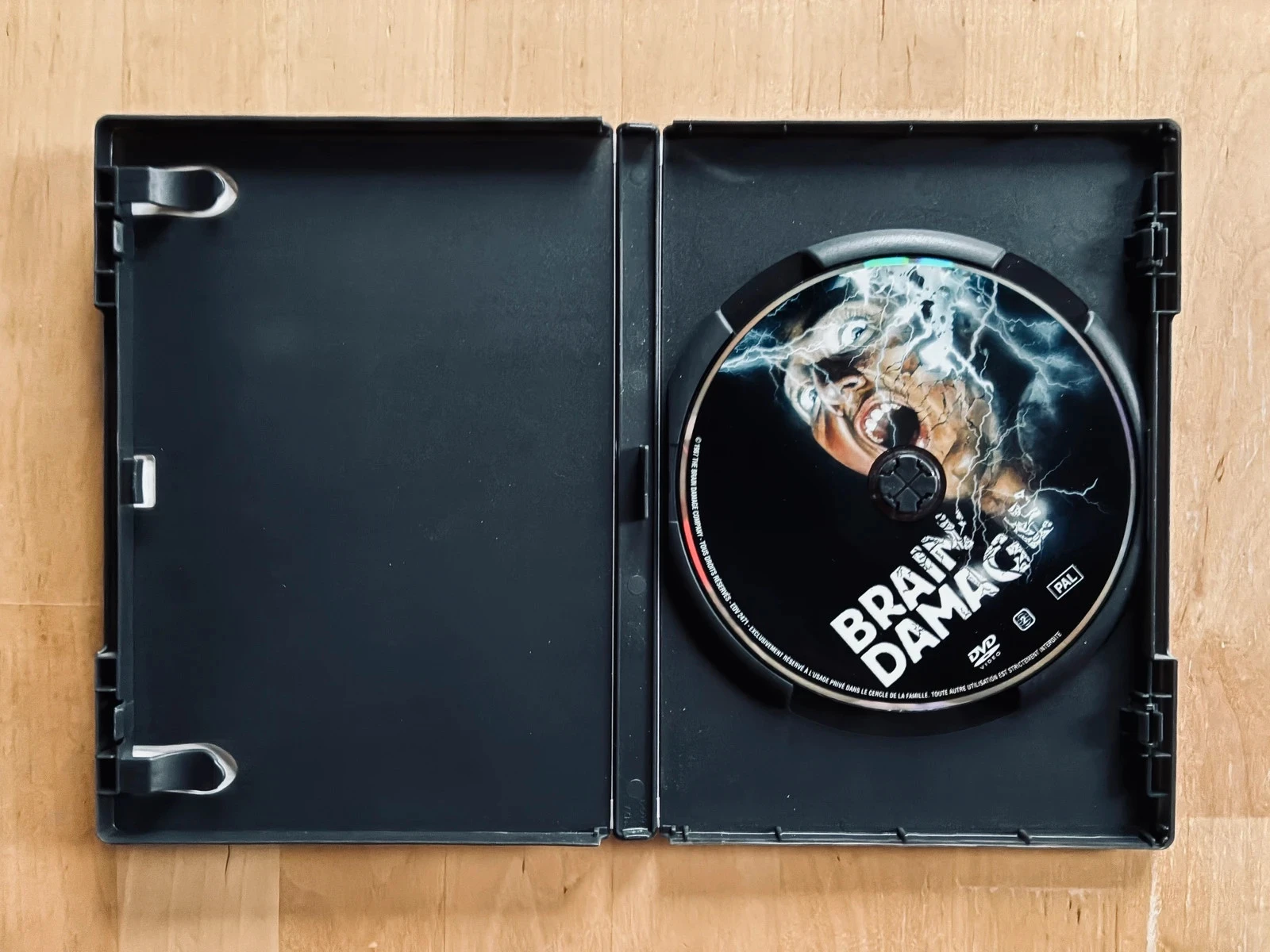 DVD Dano Cerebral. – photo 2